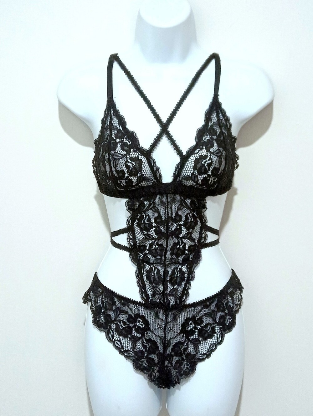 Black Lace Strappy Lingerie Attached Bralette & Panty Fully Adjustable Medium